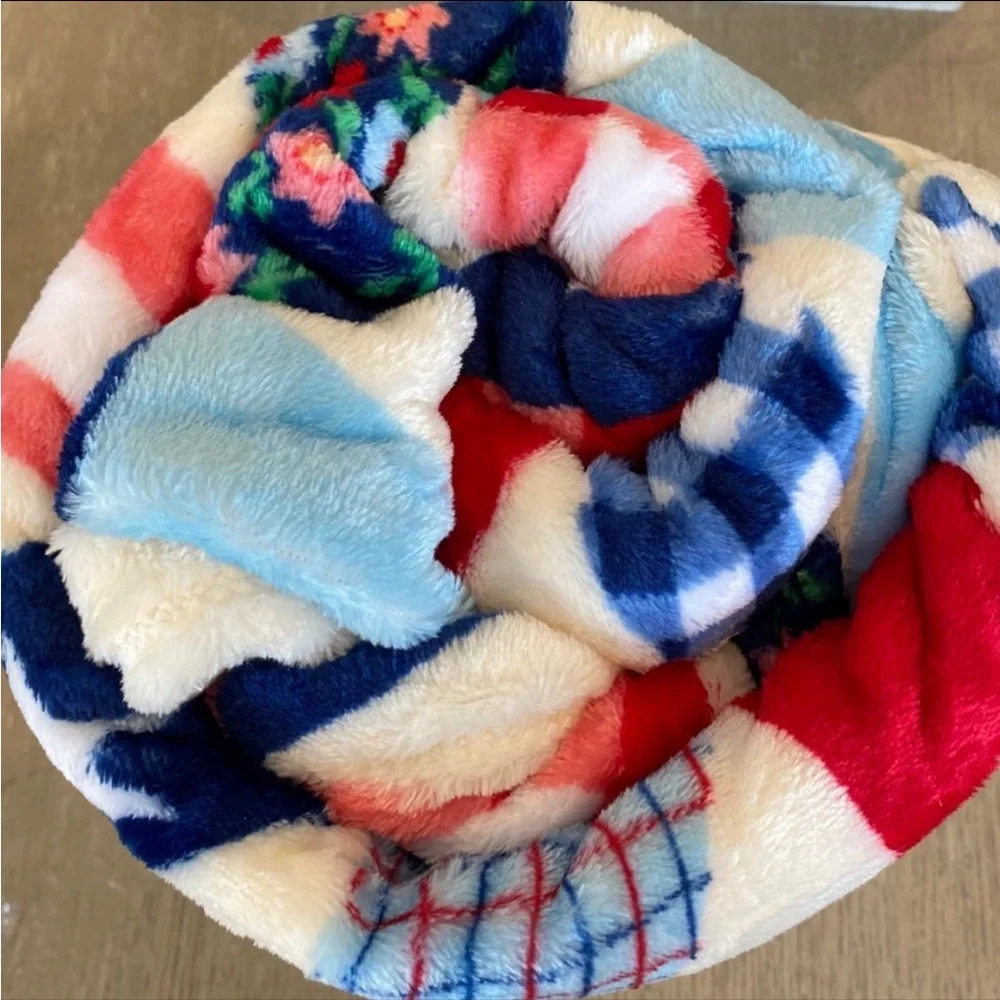 Americana Texas Diamond Patch Oversized Supersoft Printed Plush Throw.